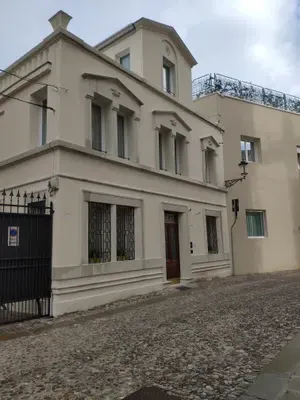 Albergo via Donatello - Messaggero servizi