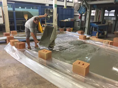 Università di Padova - Modello fisico di scarico e dissipazione - Miniatura 2